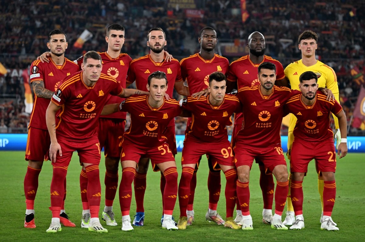 Daniele De Rossi Bocorkan Rahasia Gacornya AS Roma